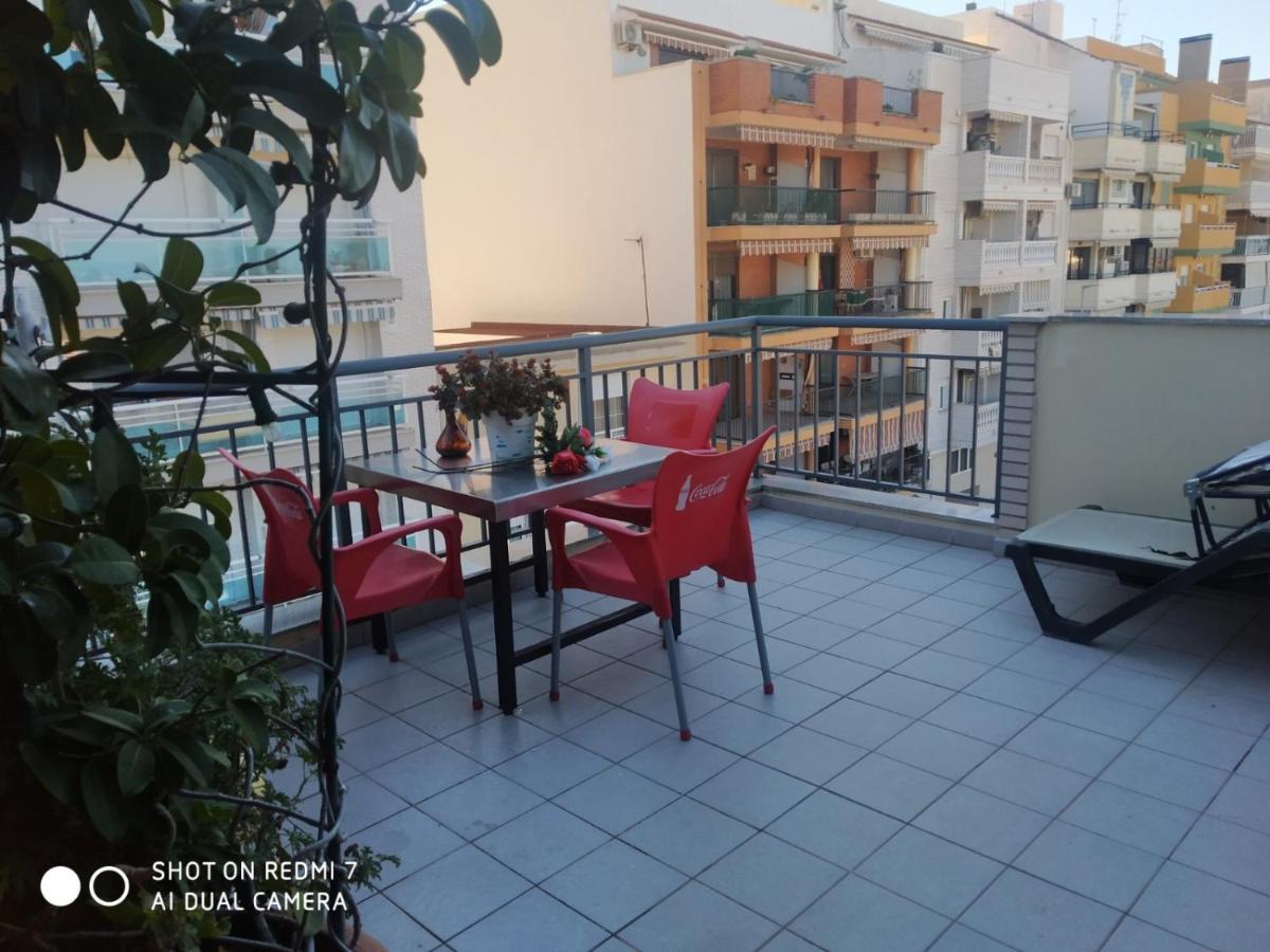 Habitacion Familiar En Un Atico Con Gran Terraza Y,Cocina ,En La Playa Burriana Bagian luar foto